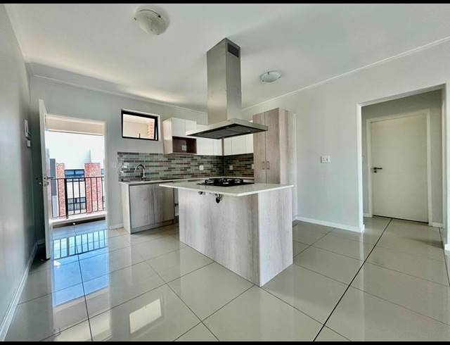 2 BEDROOM APARTMENT FOR SALE IN BRYANSTON